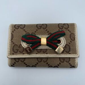 Gucci Canvas Bow Keyholder